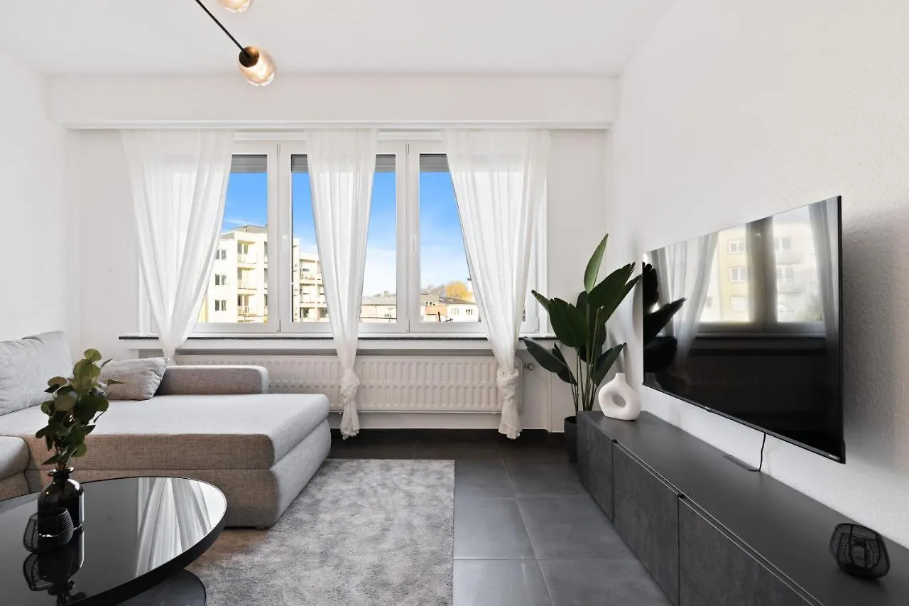 Appartement Charming 1Br Apt W/ Terrace & 5 Min Drive To City à Luxembourg