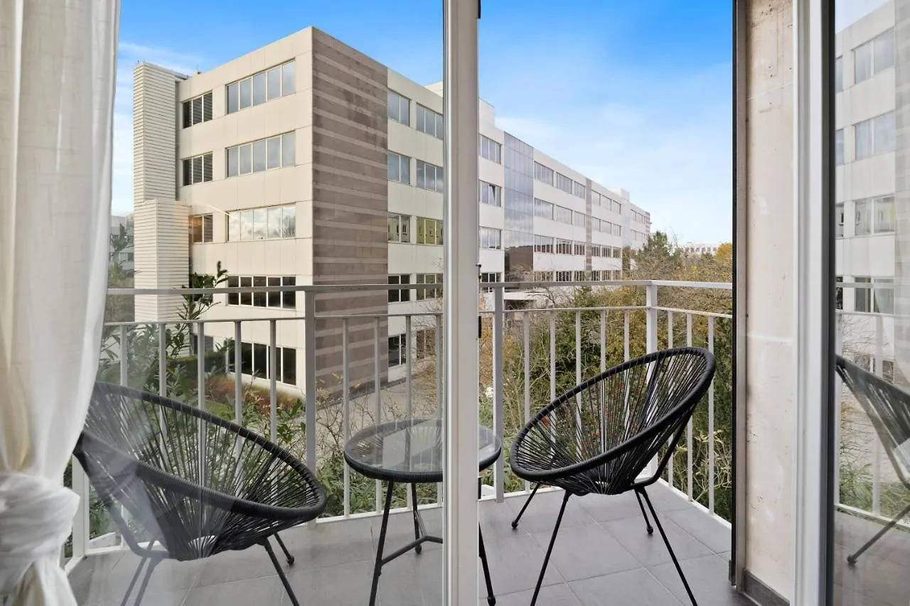 Appartement Charming 1Br Apt W/ Terrace & 5 Min Drive To City à Luxembourg Luxembourg