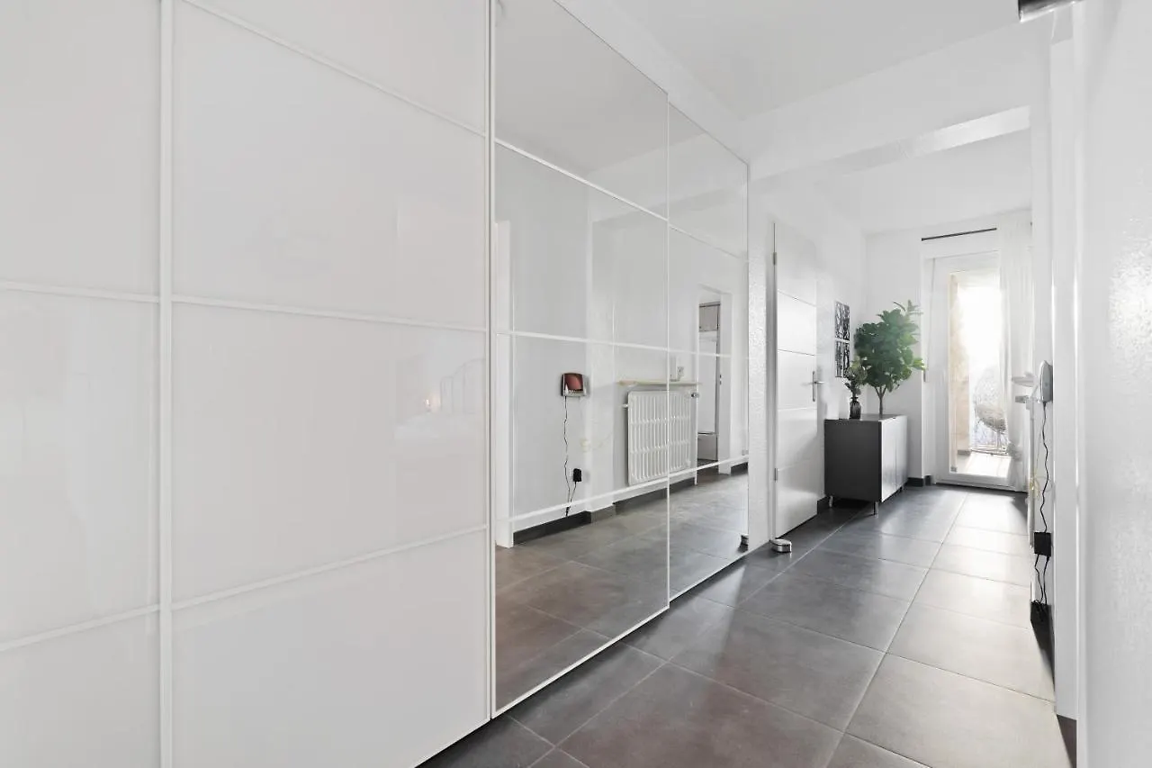 Appartement Charming 1Br Apt W/ Terrace & 5 Min Drive To City à Luxembourg
